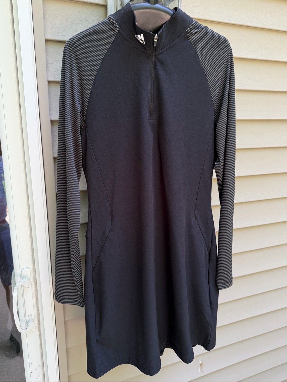 NWT $95 *ADIDAS* athletic women’s casual golf ⛳️ skirt dress - S - beautiful!